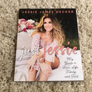 Just Jessie by Jessie James Decker signed copy!